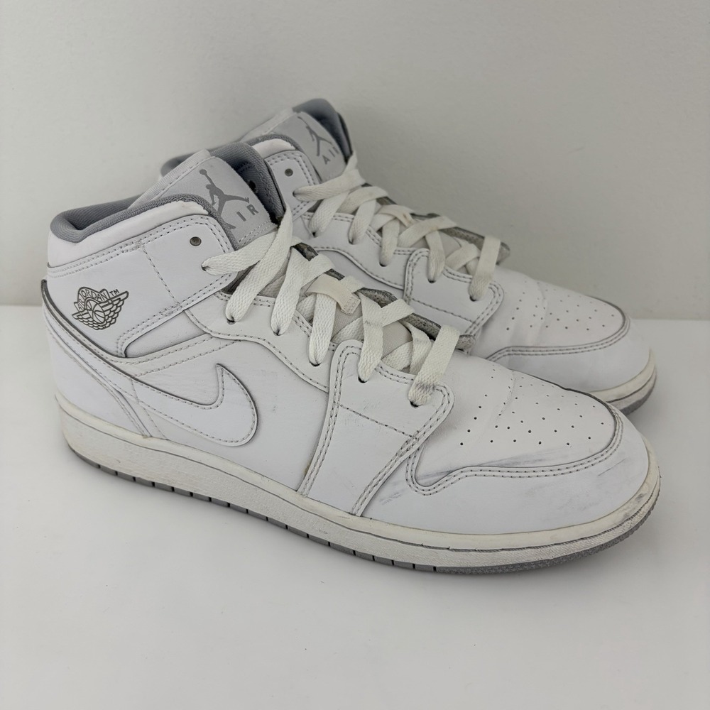 Nike Air Jordan 1 Mid White Gray Sneakers Womens 8.5 Youth 7Y Retro Chic